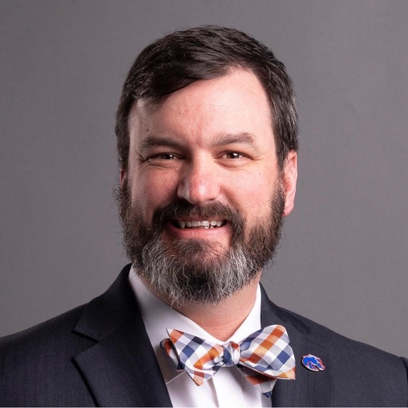 Meet your Posher, Patrick - Picture 1 of 2